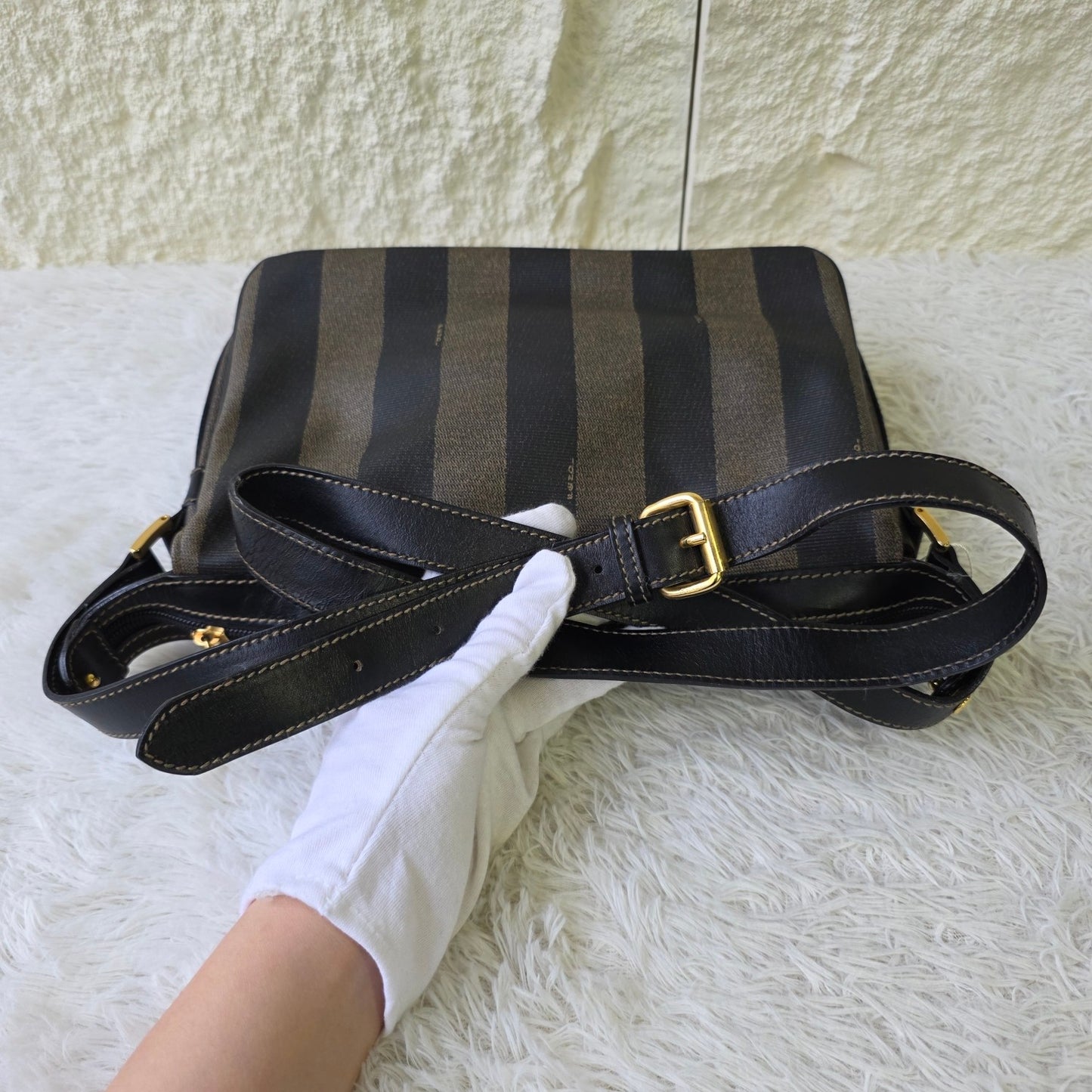 FENDI One Shoulder Bag (Pre-owned)