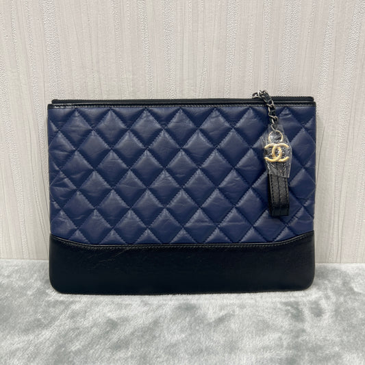 CHANEL Lambskin Handbag (Pre-owned)