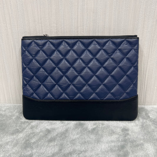 CHANEL Lambskin Handbag (Pre-owned)