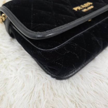 PRADA 单肩链条包（二手） 