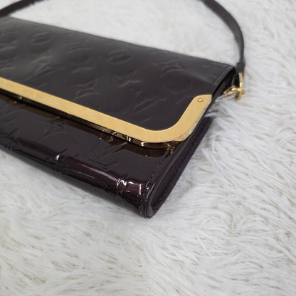 Louis Vuitton Patent Shoulder Bag (Pre-owned)