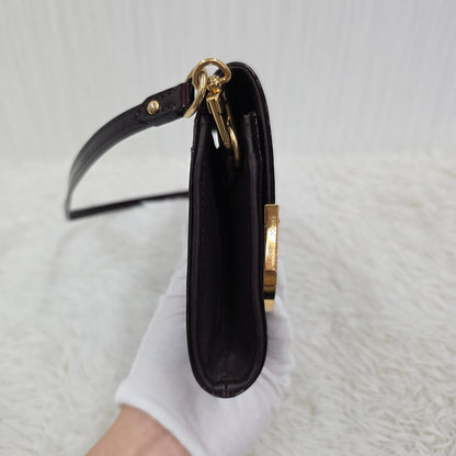 Louis Vuitton Patent Shoulder Bag (Pre-owned)