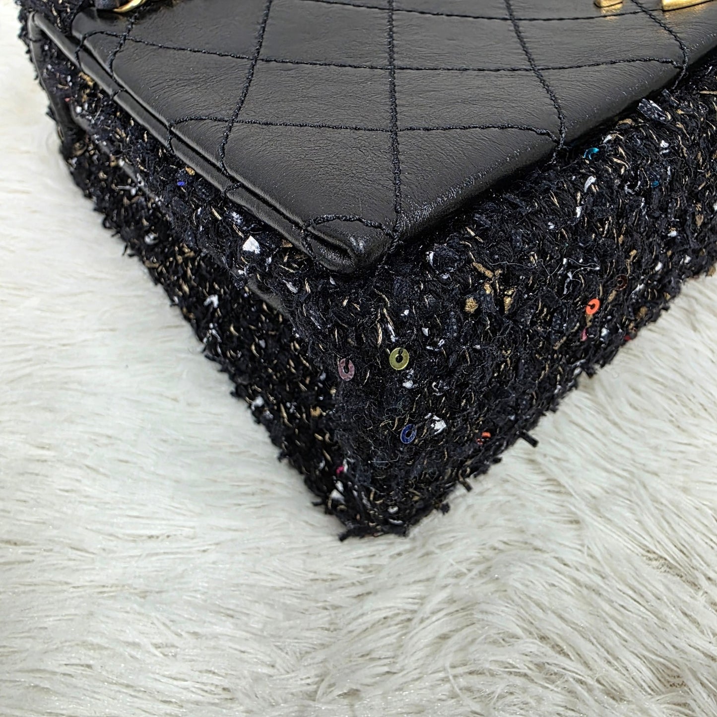 CHANEL Chained Shoulder Bag (Pre-owned)