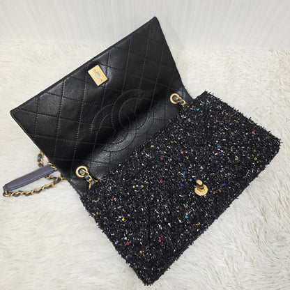 CHANEL Chained Shoulder Bag (Pre-owned)