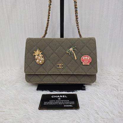 CHANEL Chained Shoulder Bag (Pre-owned)