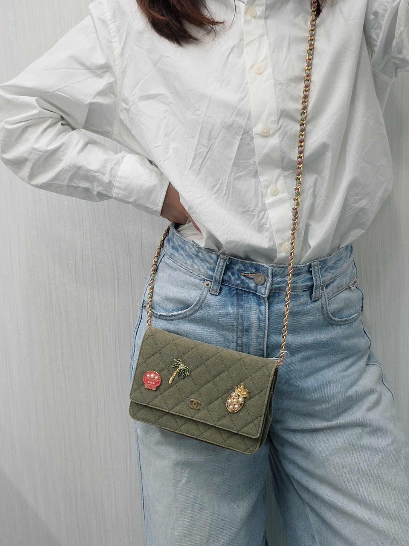 CHANEL Chained Shoulder Bag (Pre-owned)