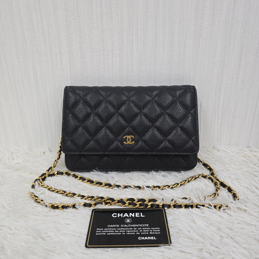 CHANEL Chained Shoulder Bag (Pre-owned)