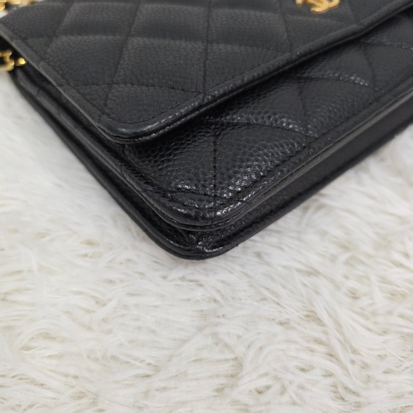 CHANEL Chained Shoulder Bag (Pre-owned)