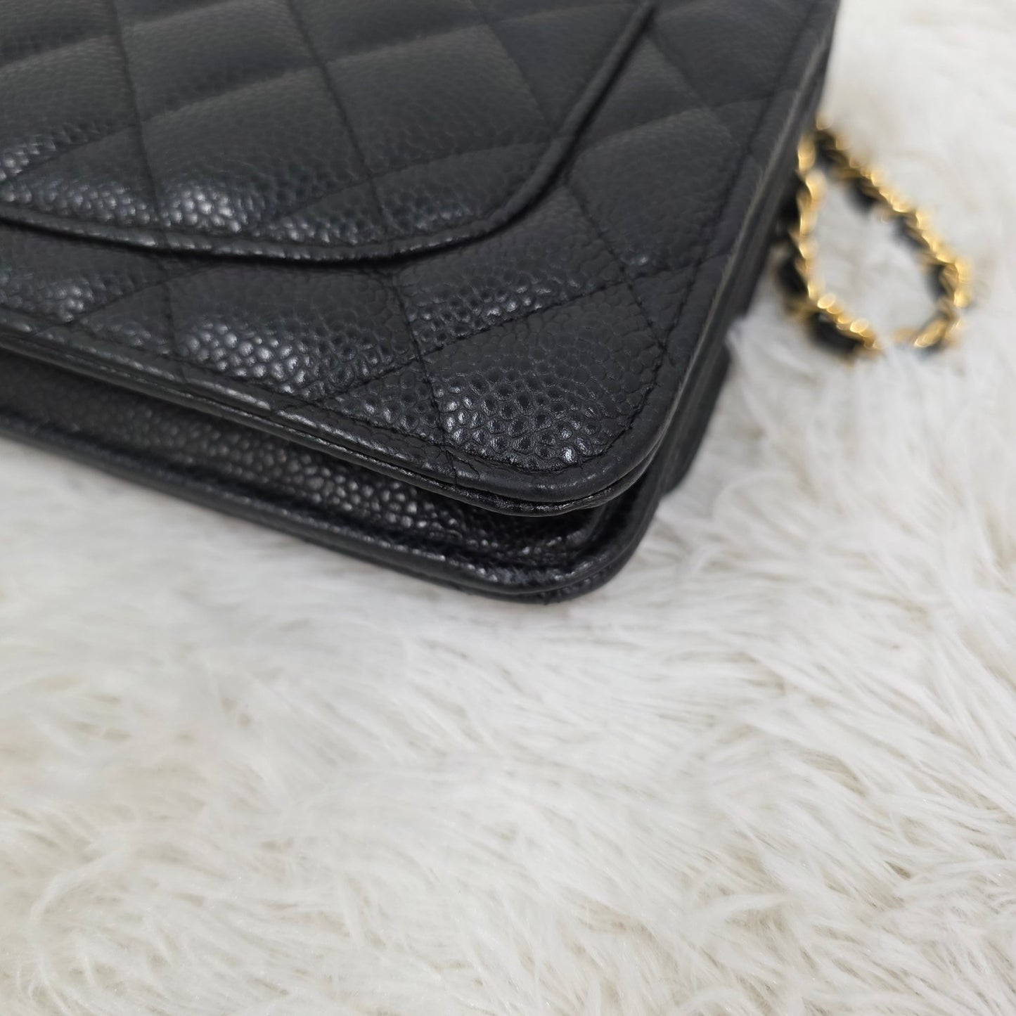 CHANEL Chained Shoulder Bag (Pre-owned)