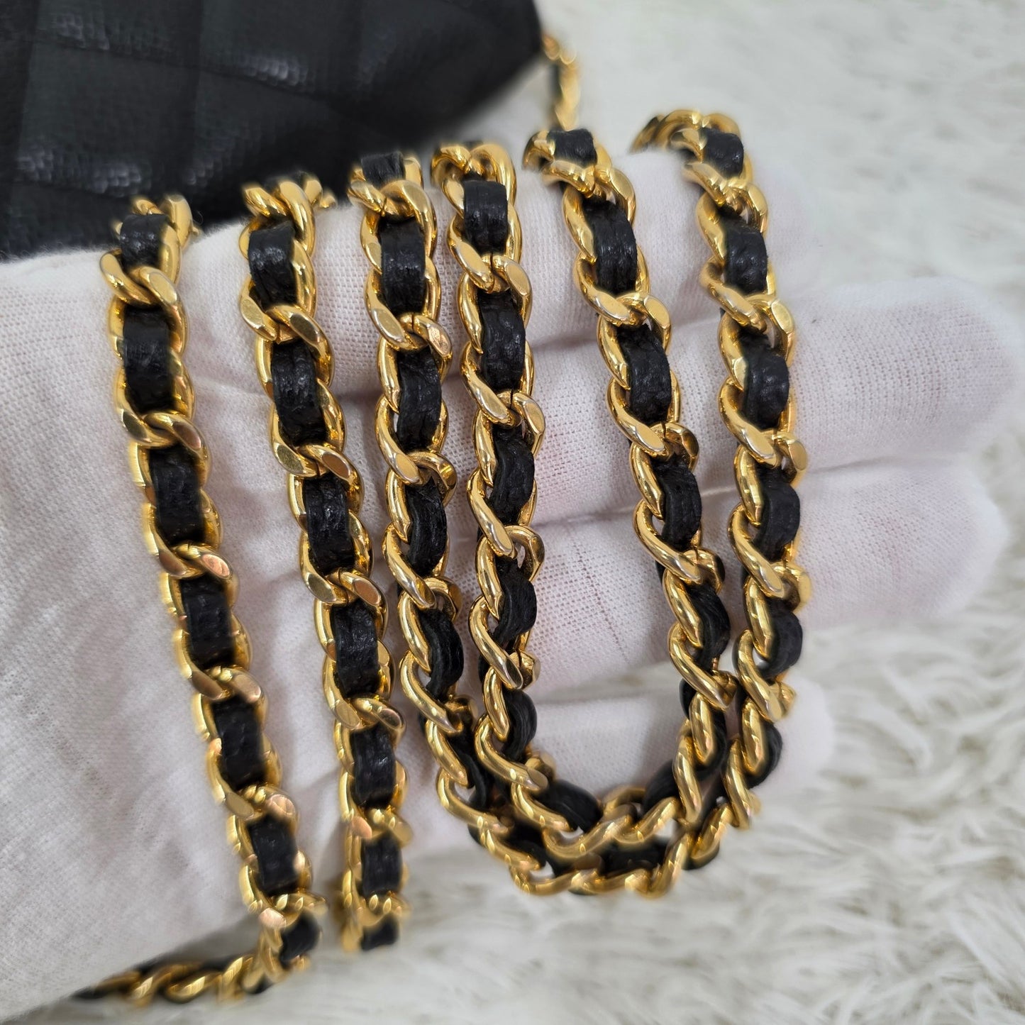 CHANEL Chained Shoulder Bag (Pre-owned)