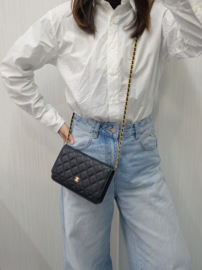 CHANEL Chained Shoulder Bag (Pre-owned)