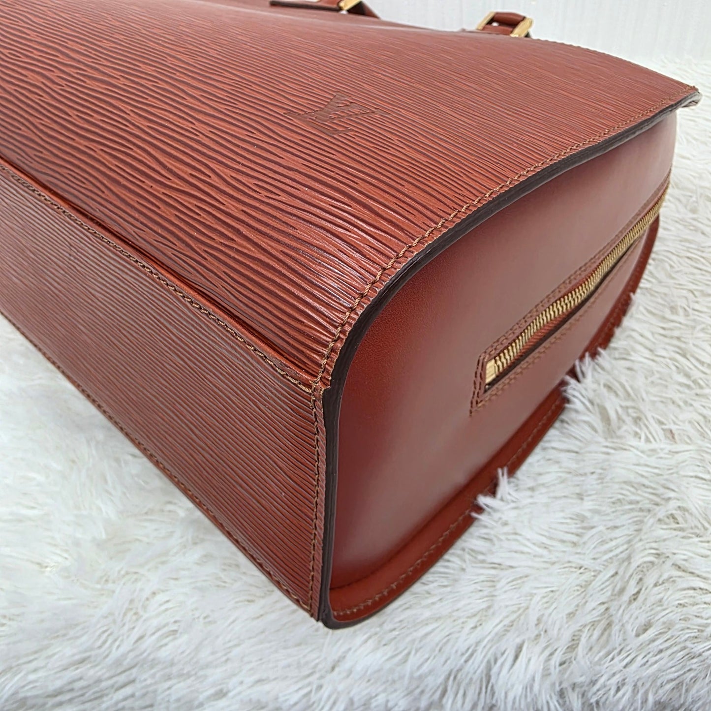Louis Vuitton Alma PM Handle Bag (Pre-owned)