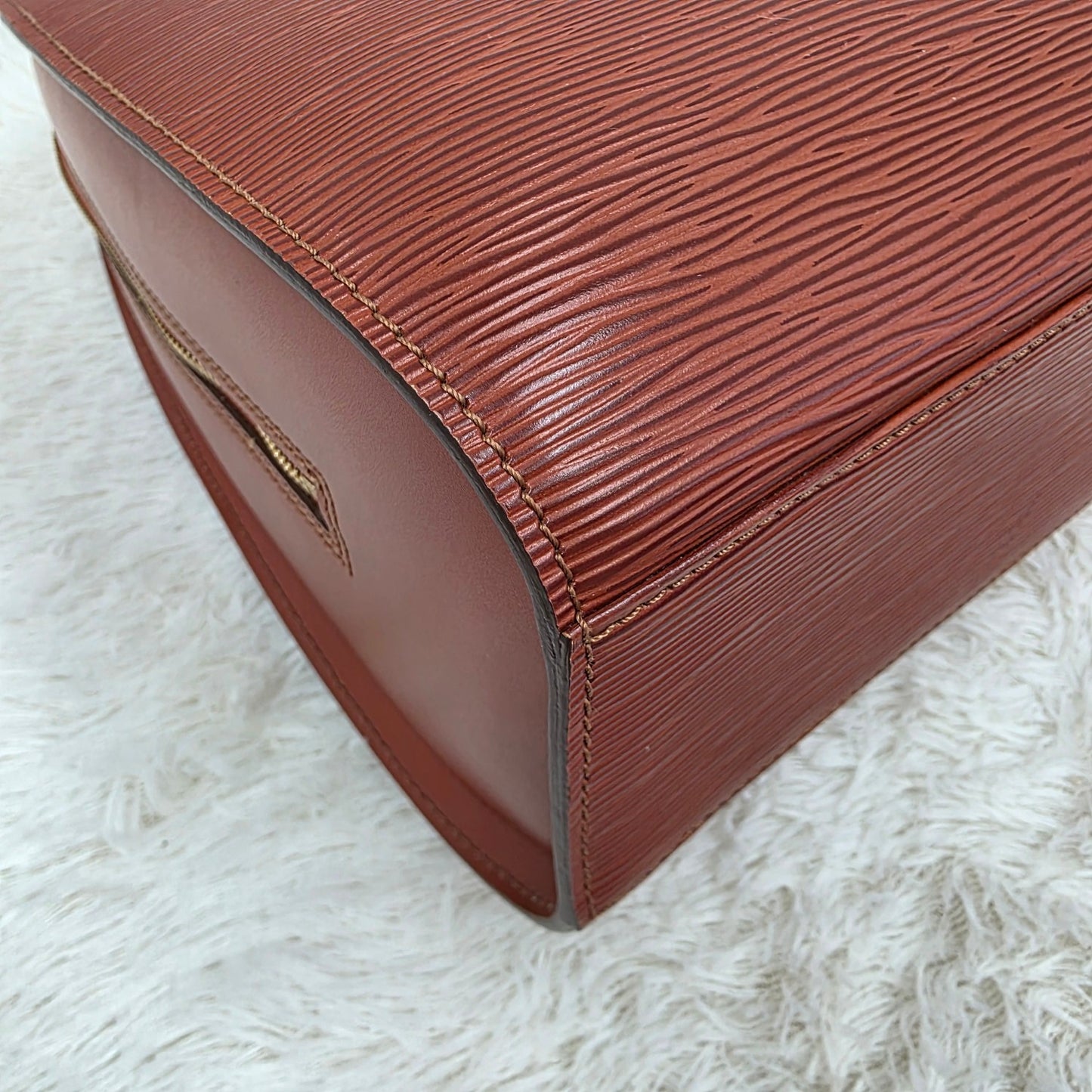 Louis Vuitton Alma PM Handle Bag (Pre-owned)