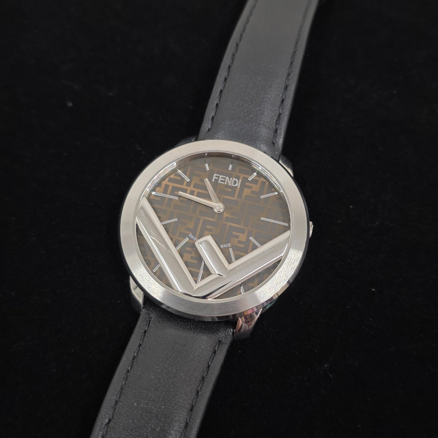 FENDI Watch (Pre-owned)