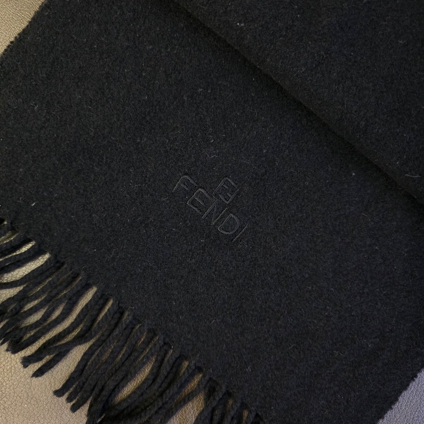 FENDI Fringe Scarf (Pre-owned)