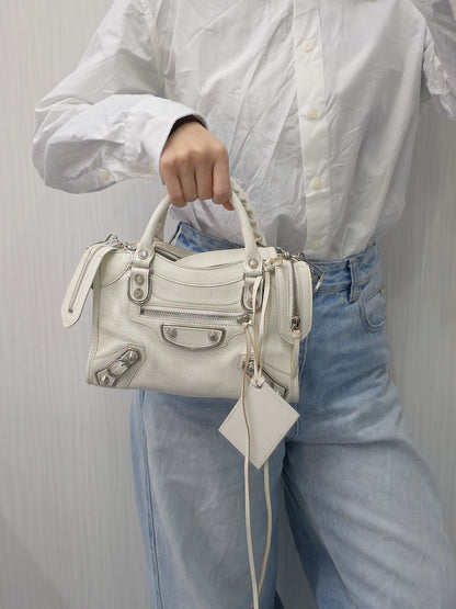 BALENCIAGA Shoulder Bag (Pre-owned)