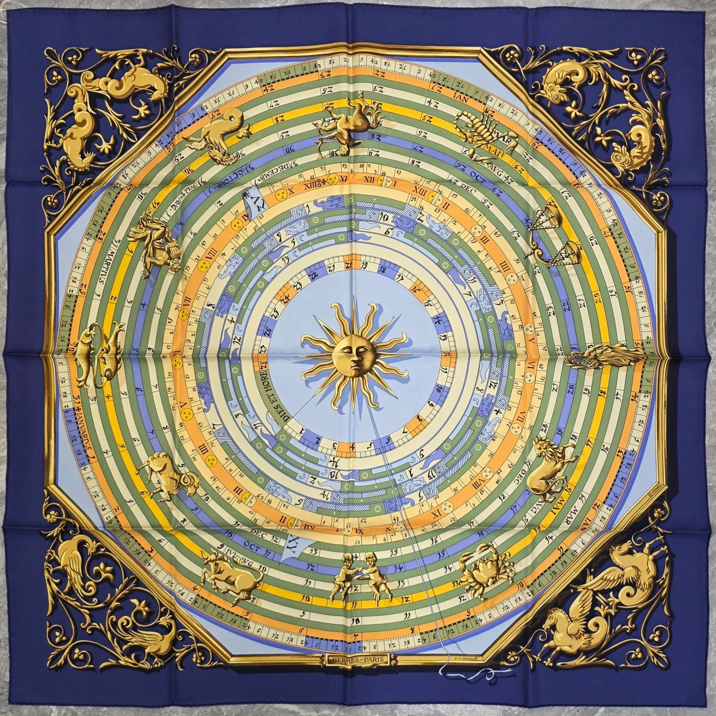 HERMES Silk Scarf DIES ET HORE (Pre-owned)