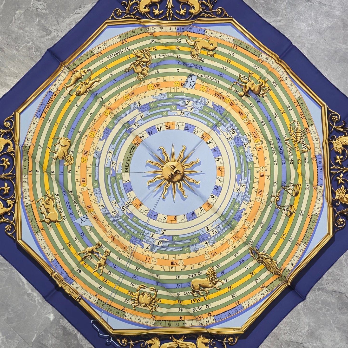 HERMES Silk Scarf DIES ET HORE (Pre-owned)