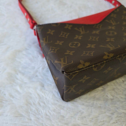 Louis Vuitton One Shoulder Bag (Pre-owned)