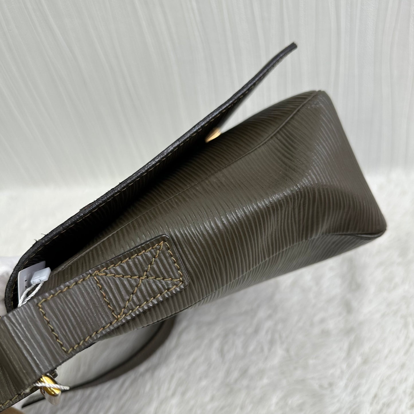 FENDI One Shoulder Bag (Pre-owned)