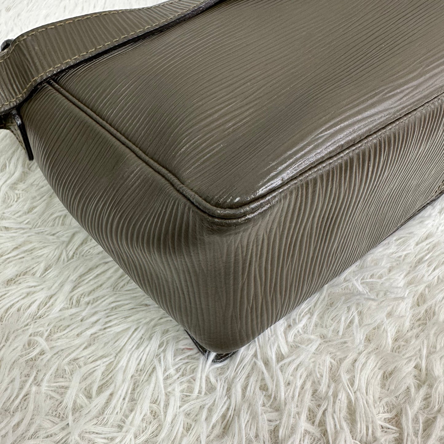 FENDI One Shoulder Bag (Pre-owned)
