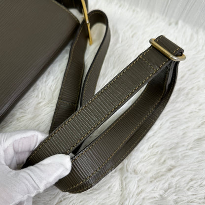 FENDI One Shoulder Bag (Pre-owned)