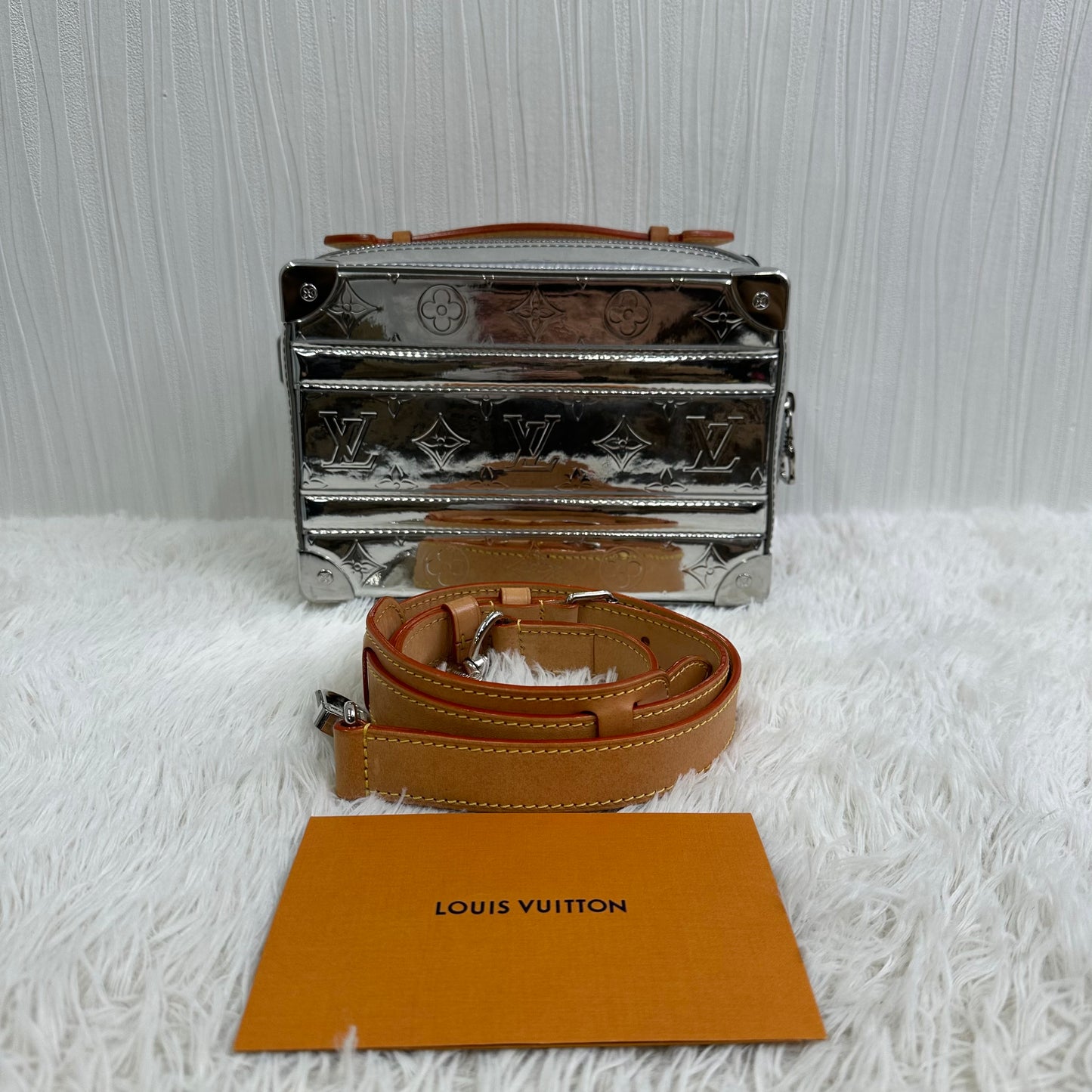 Louis Vuitton Silver Box Crossbody Bag (Pre-owned)