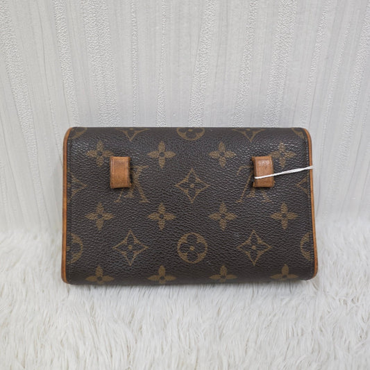 Louis Vuitton Monogram Crossbody Bag (Pre-owned)