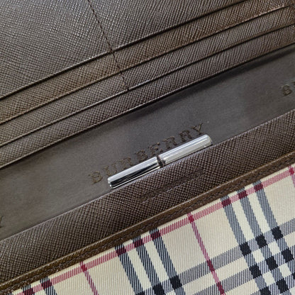 BURBERRY Long Wallet (Pre-owned)