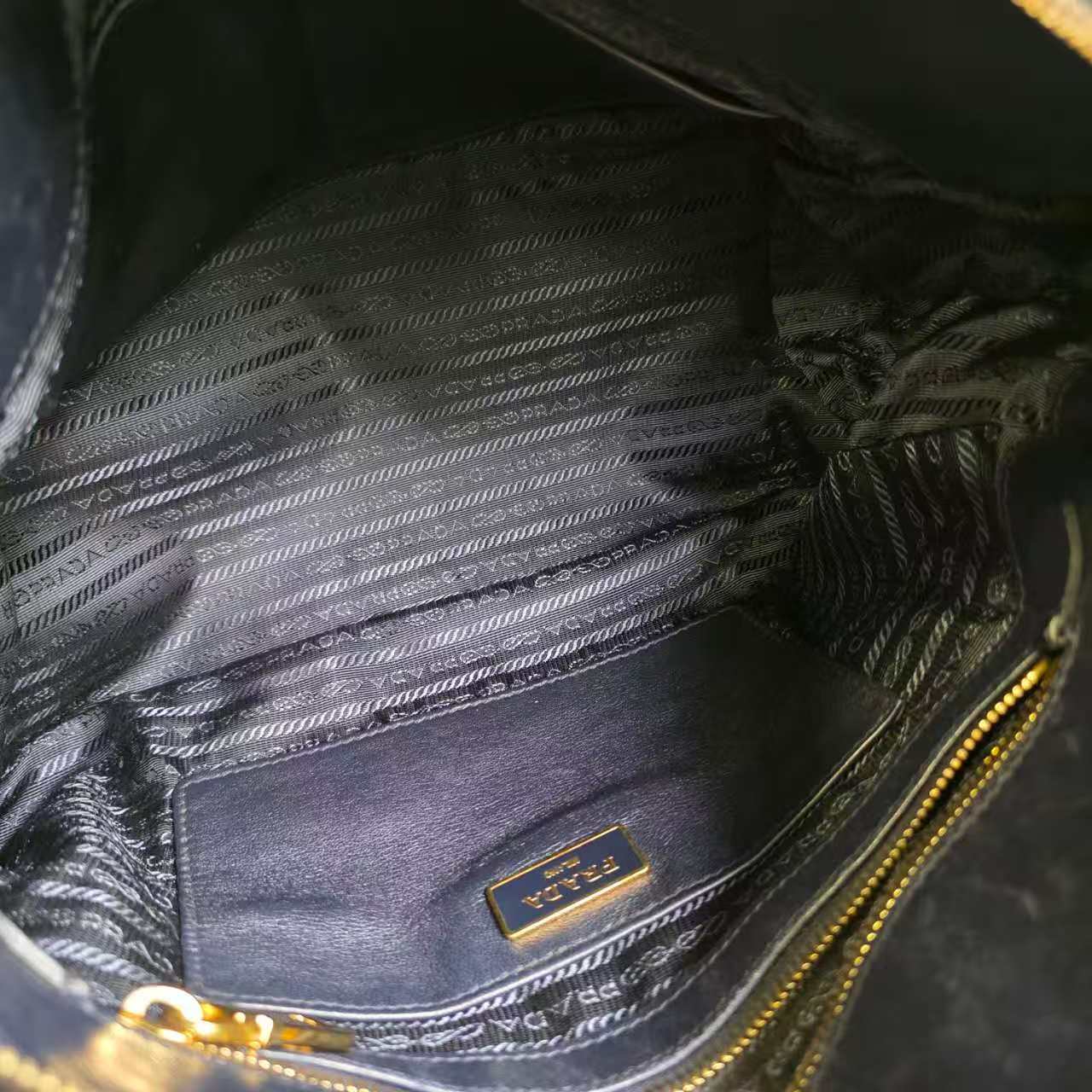 [Pre-loved]Prada nylon Tote Bag AA270