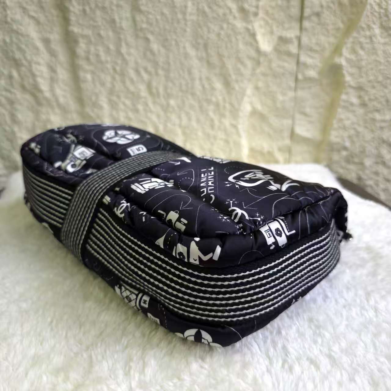 [Pre-loved]Chanel Tote Bag AA240
