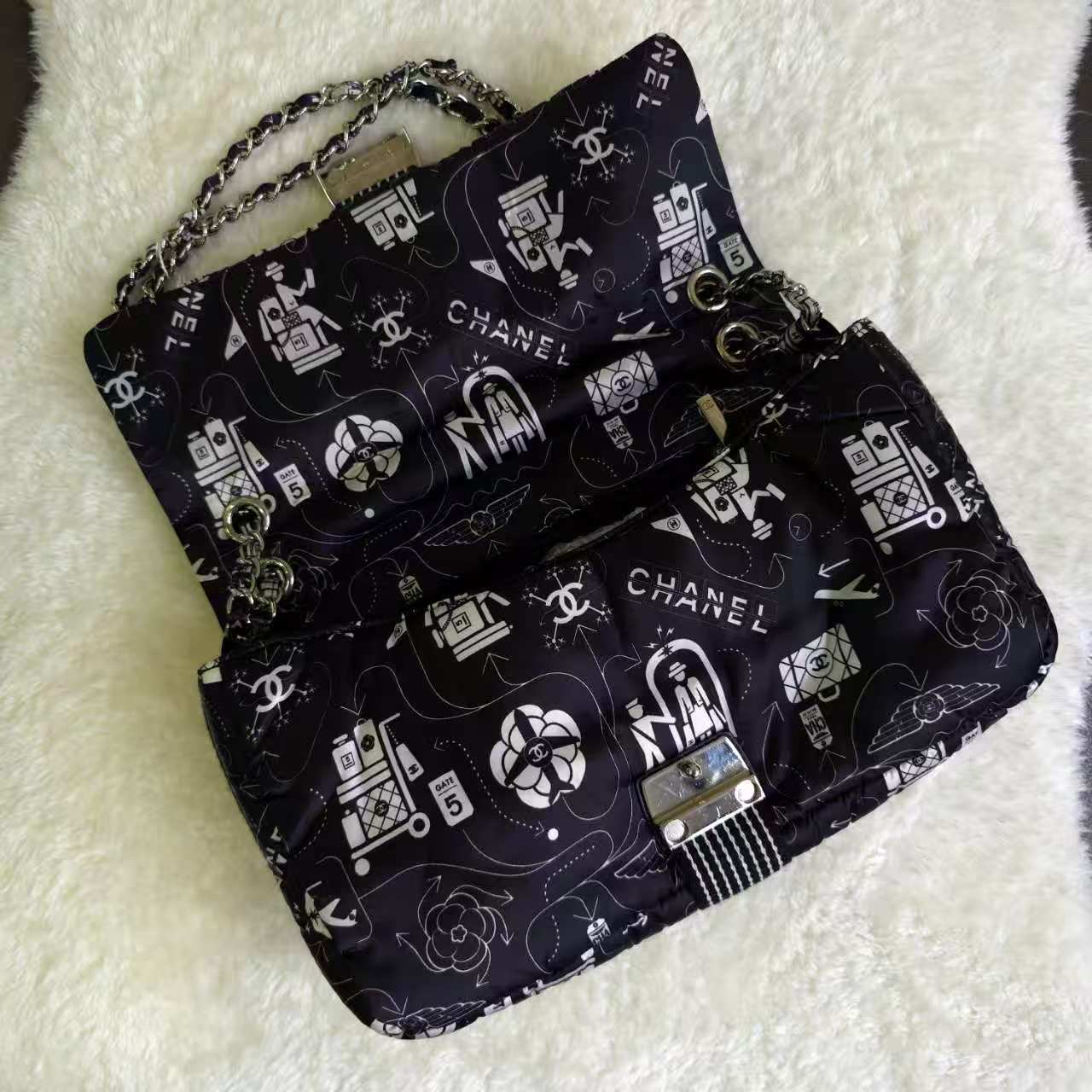 [Pre-loved]Chanel Tote Bag AA240