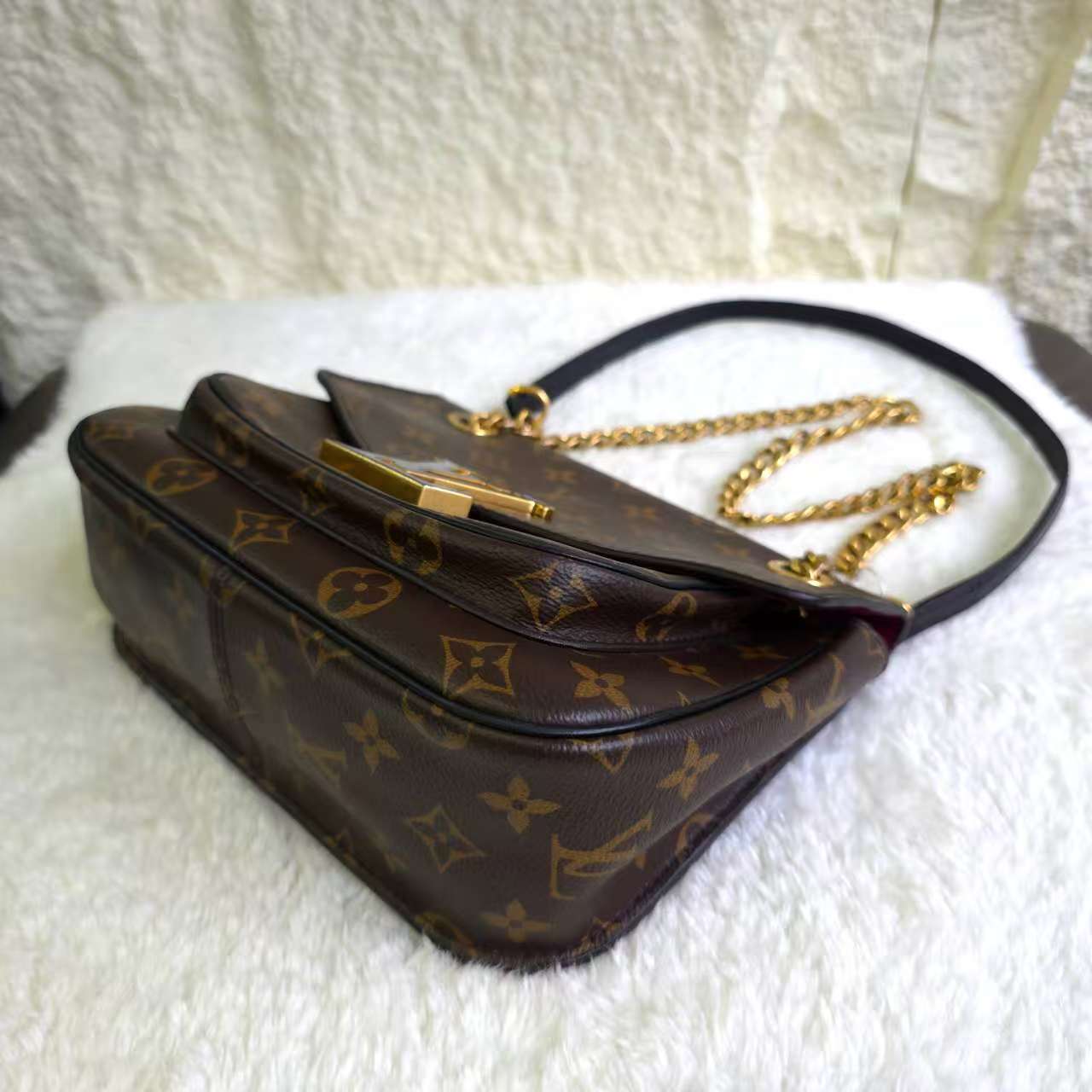 [Pre-loved] Louis Vuitton Tote Bag