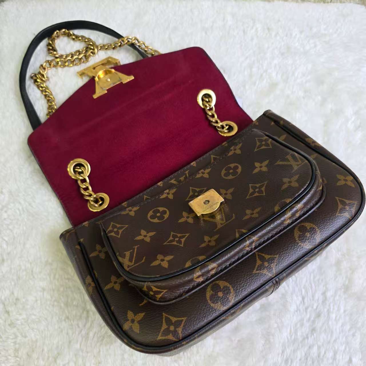 [Pre-loved] Louis Vuitton Tote Bag