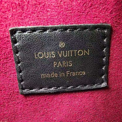 [Pre-loved] Louis Vuitton Tote Bag