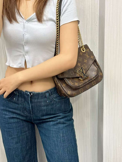 [Pre-loved] Louis Vuitton Tote Bag