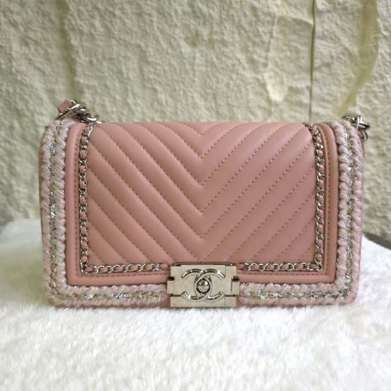 [Pre-loved] Chanel LeBoy Bag