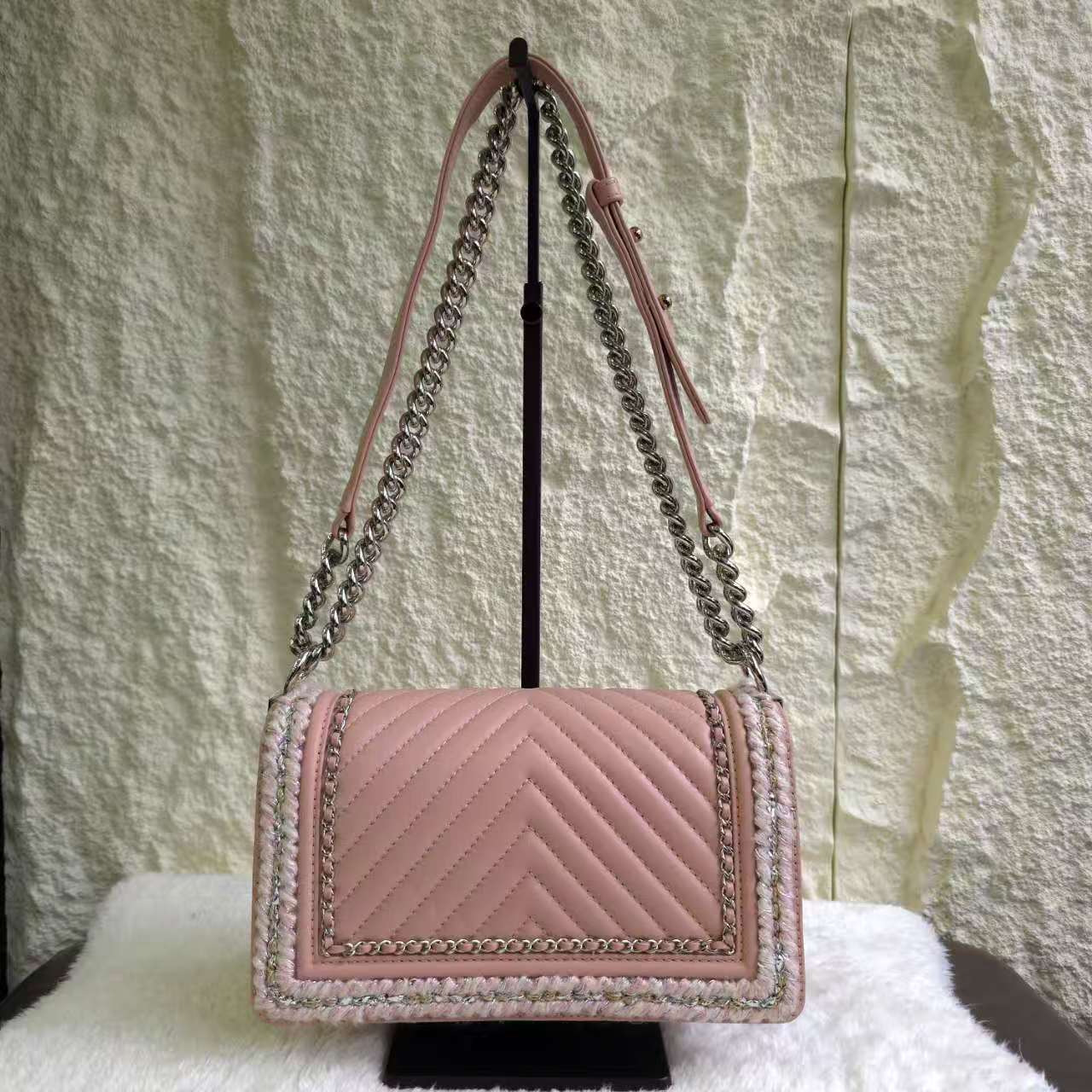 [Pre-loved] Chanel LeBoy Bag