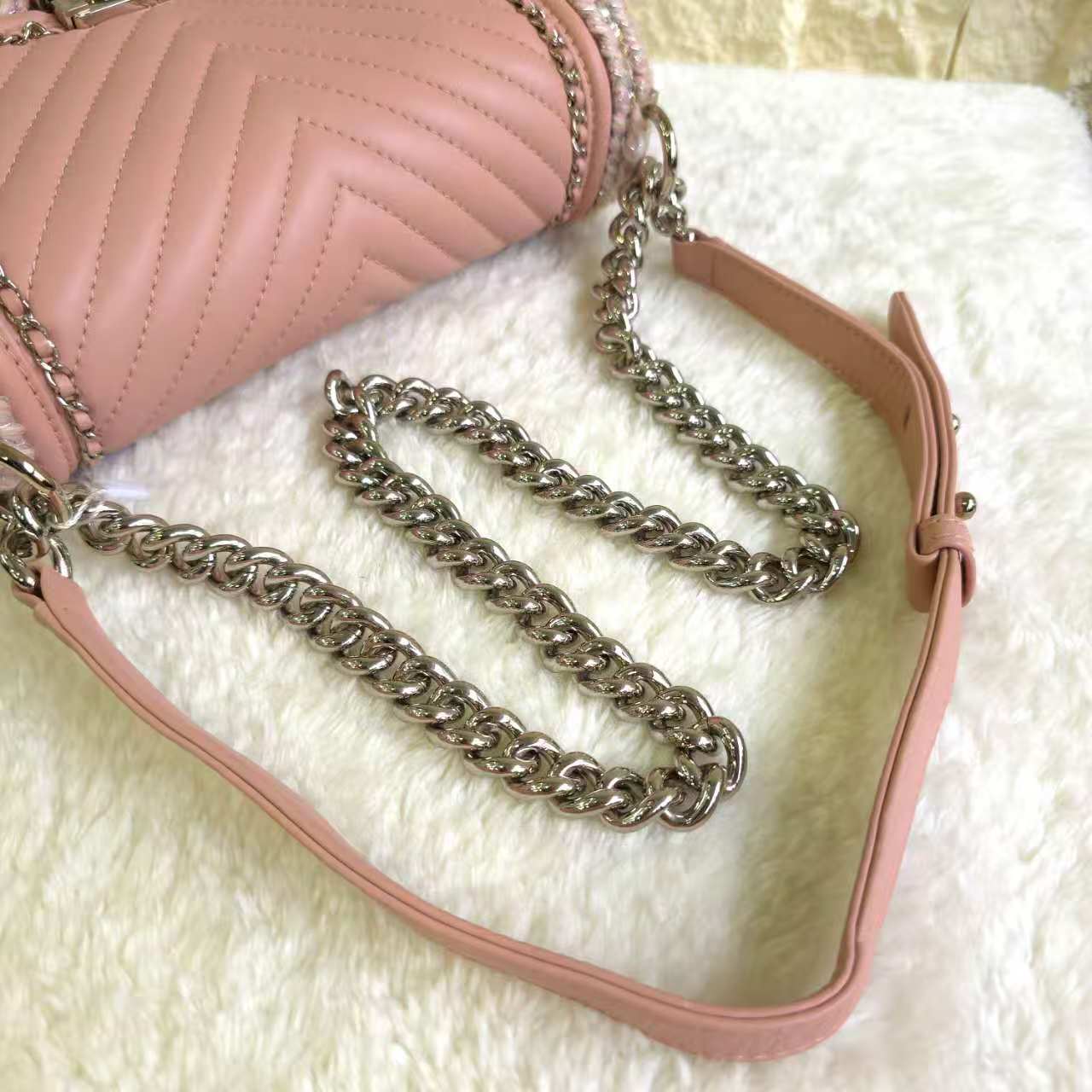 [Pre-loved] Chanel LeBoy Bag