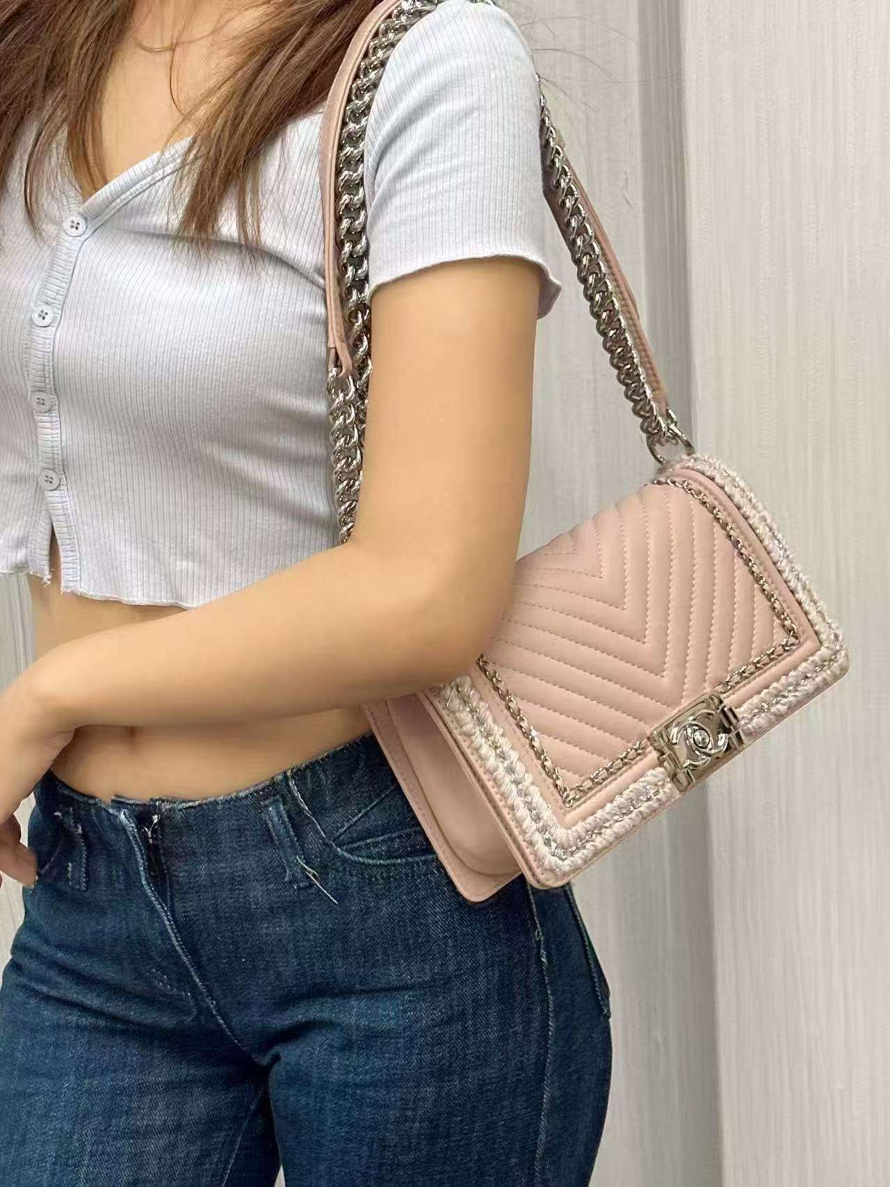 [Pre-loved] Chanel LeBoy Bag