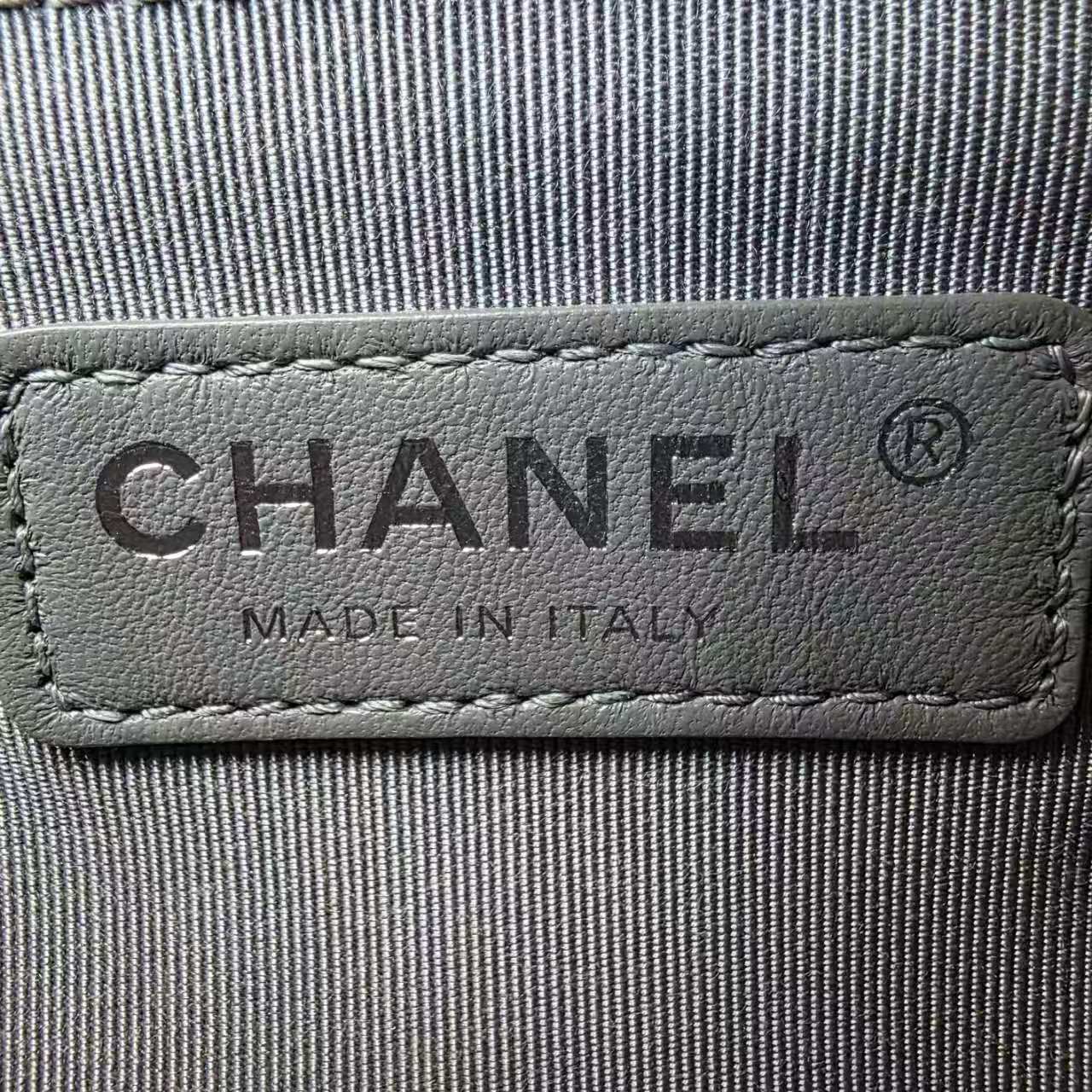 [Pre-loved] Chanel 22K LeBoy Chain Bag