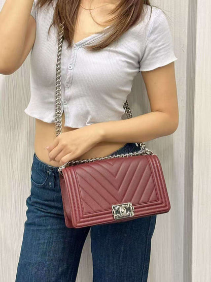 [Pre-loved] Chanel 22K LeBoy Chain Bag
