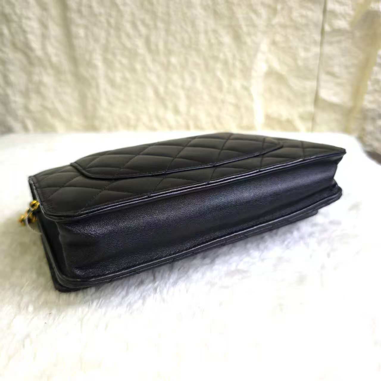 [Pre-loved] Chanel WOC Chain Bag
