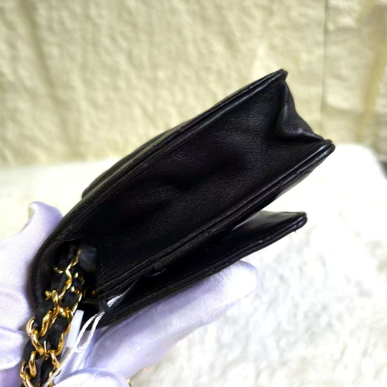 [Pre-loved] Chanel WOC Chain Bag