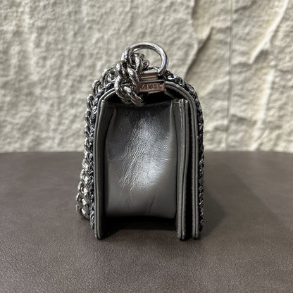 CHANEL Boy Chanel Matelassé Shoulder Bag Silver [Pre-Owned]
