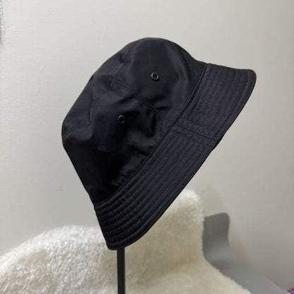 Burberry 黑色尼龙帽 [二手] 