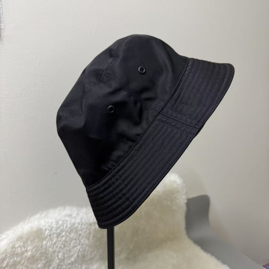 バーバリー ナイロンハット ブラック【中古】 