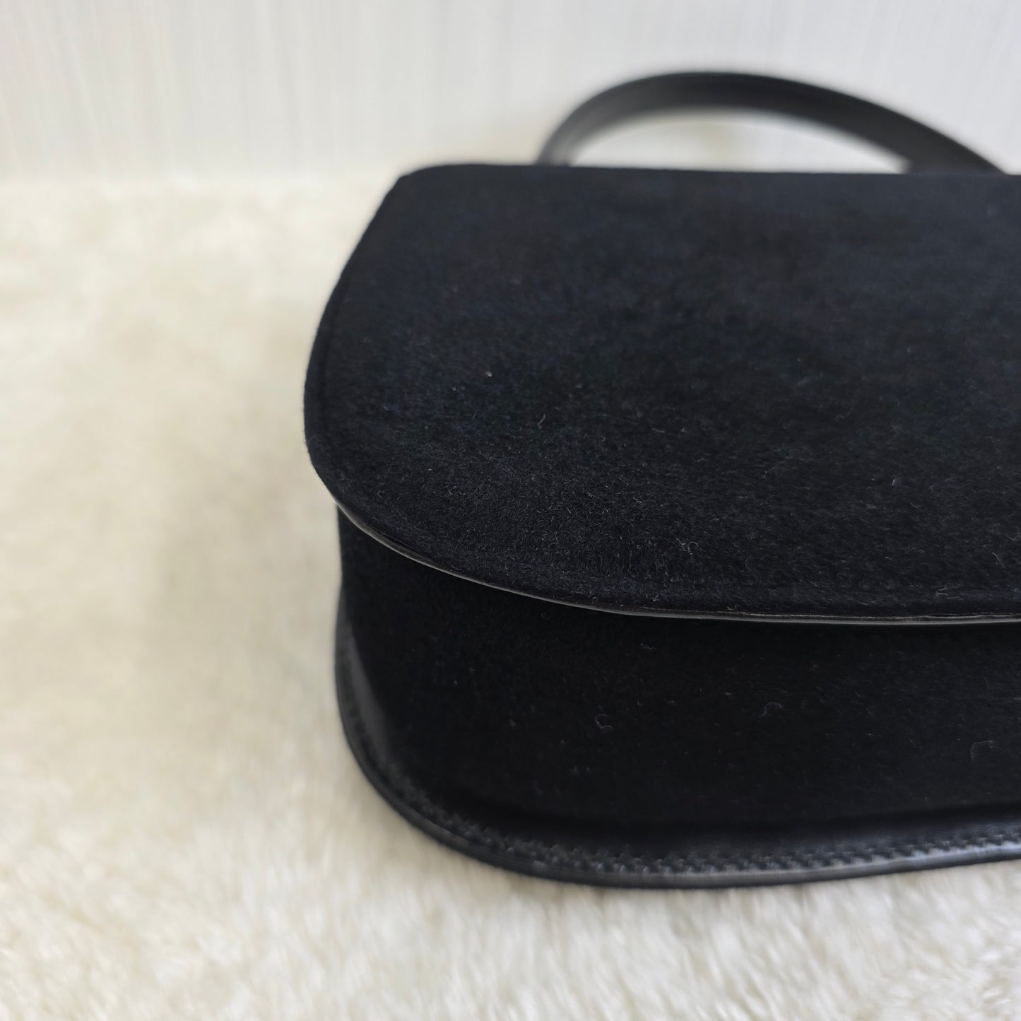 Gucci Felt Turnlock 2WAY Handbag [Pre-Owned]