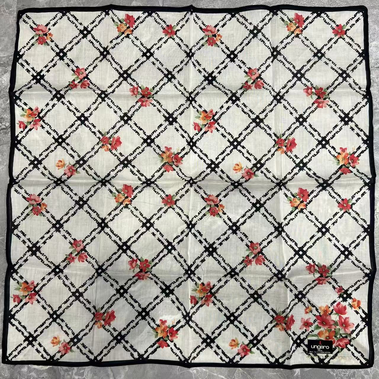 ウンガロ コットンハンカチ【中古】 