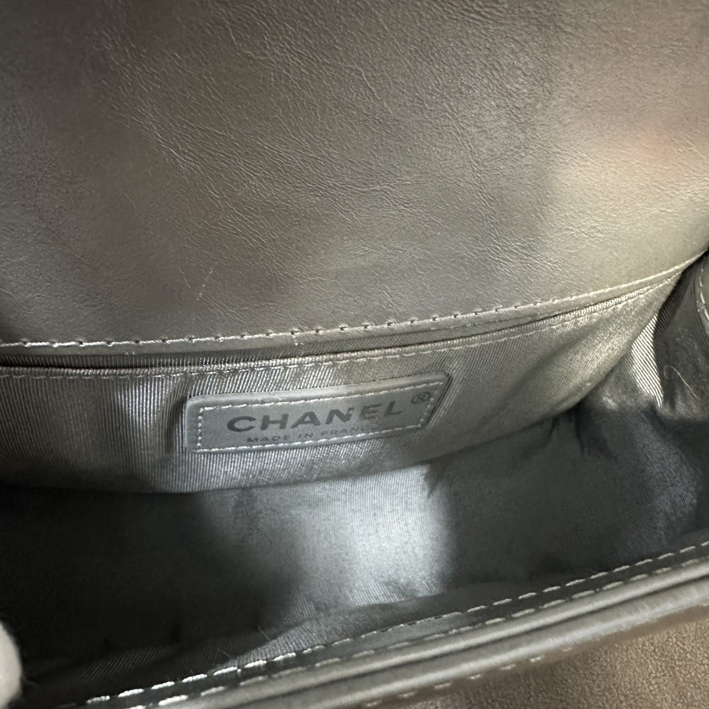 CHANEL Boy Chanel Matelassé Shoulder Bag Silver [Pre-Owned]